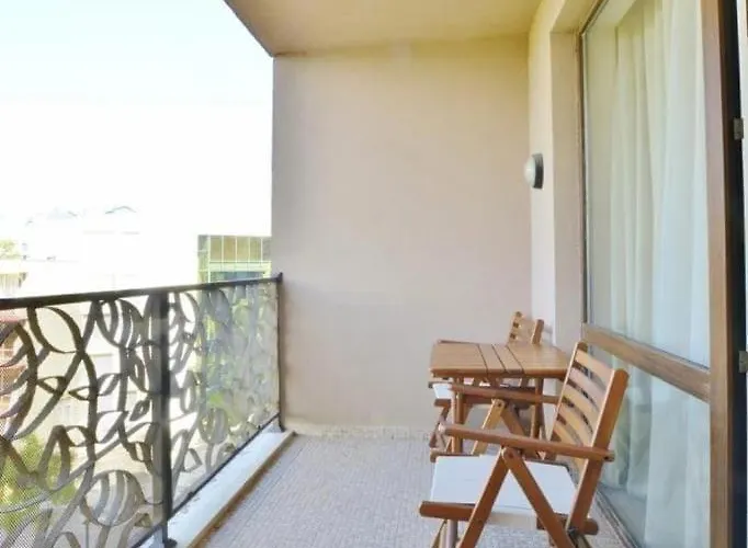 In Royal Barcelo Apartment